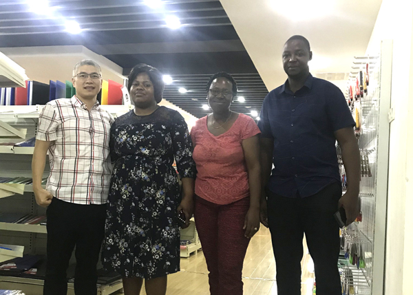 Foska met the customers from Zimbabwe